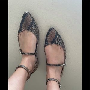 Massimo Dutti Snake skinleather pointy shoes